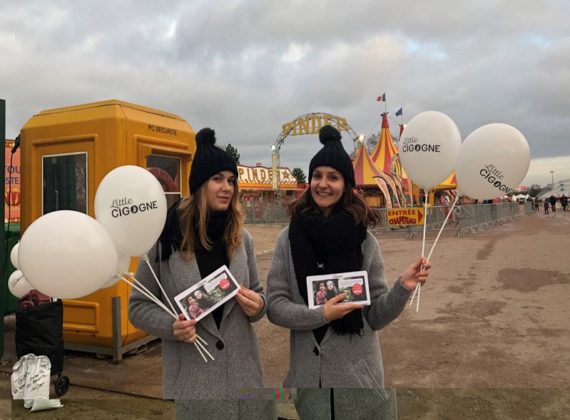 Nos hôtesses expliquent Little Cigogne aux mamans